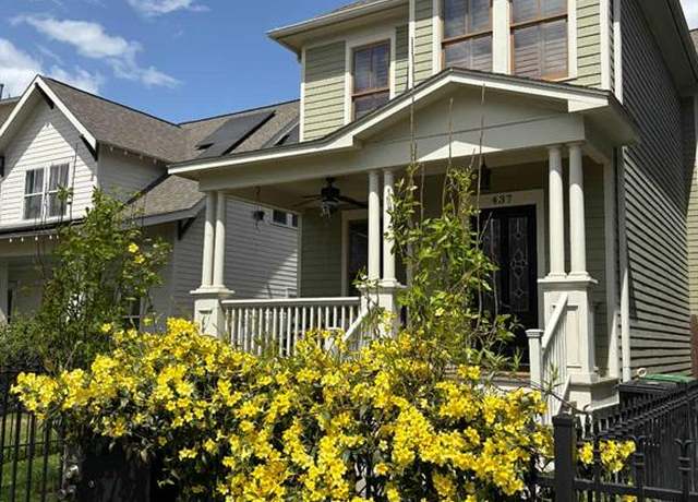 Property at 437 W 27th St, Houston, TX 77008, 3 beds, 2.5 baths