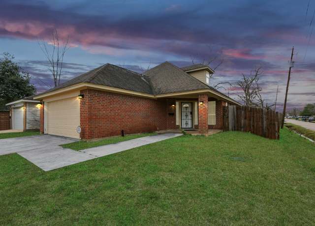 Property at 6302 Calhoun Rd, Houston, TX 77021, 3 beds, 2 baths