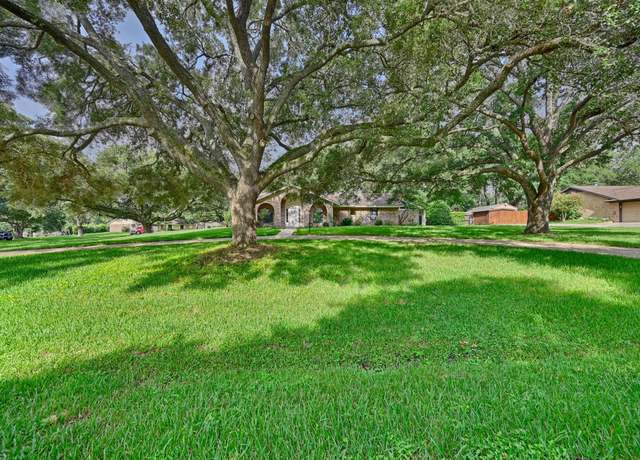 Property at 2502 Cheri Ln, Brenham, TX 77833, 4 beds, 3 baths