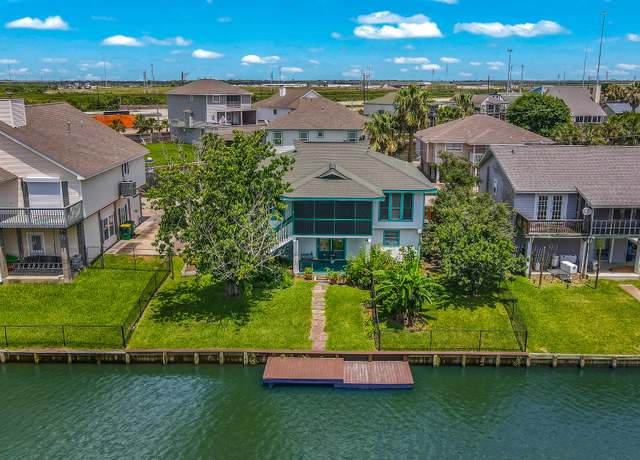 Property at 4 N Skimmer St, La Marque, TX 77568, 3 beds, 3 baths