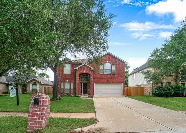 Property at 728 Pateway Ct, Spring, TX 77386, 4 beds, 2.5 baths
