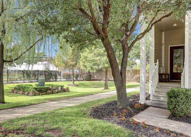 Property at 3303 New Garden View Ln, Houston, TX 77018, 3 beds, 2.5 baths