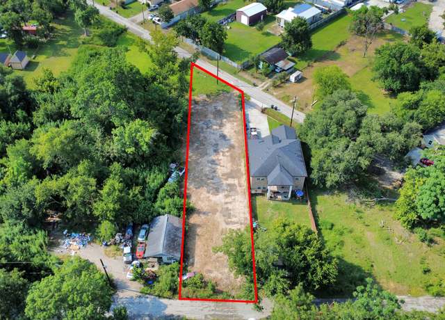 Property at 833 Rosie, Houston, TX 77091