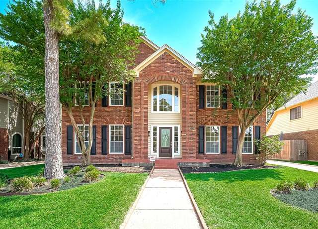 Property at 2130 Avenida La Quinta St, Houston, TX 77077, 4 beds, 2.5 baths
