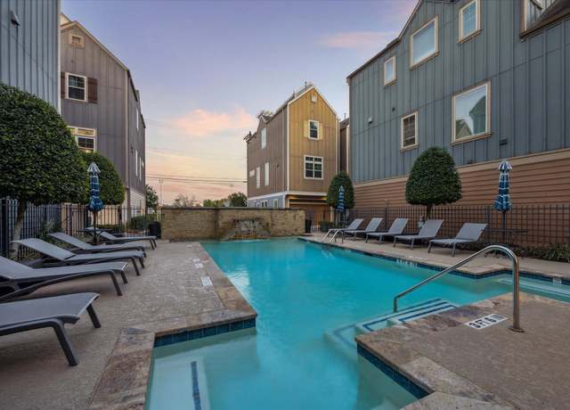 Property at 727 Dorothy St, Houston, TX 77007, 3 beds, 3 baths