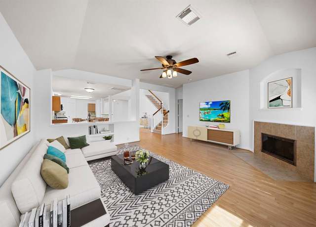 Property at 2811 Sandberry Dr, Houston, TX 77345, 4 beds, 2.5 baths
