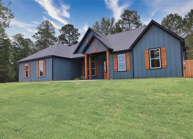 Property at 15520 Mata Rd, Plantersville, TX 77363, 4 beds, 2 baths