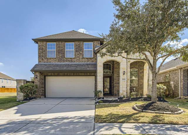 Property at 19251 N Cottonwood Green Ln, Cypress, TX 77433, 4 beds, 2.5 baths