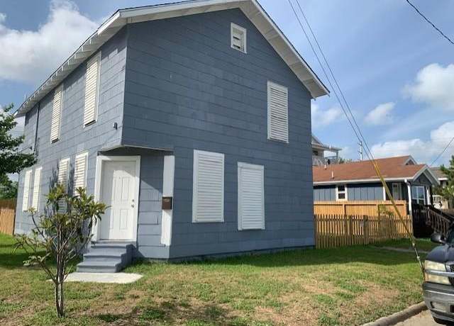 Property at 5326 Avenue L, Galveston, TX 77551, 4 beds, 2 baths