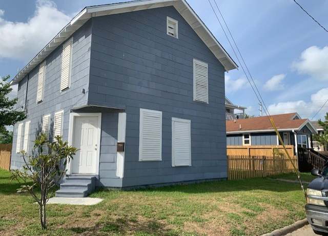 Property at 5326 Avenue L, Galveston, TX 77551, 4 beds, 2 baths