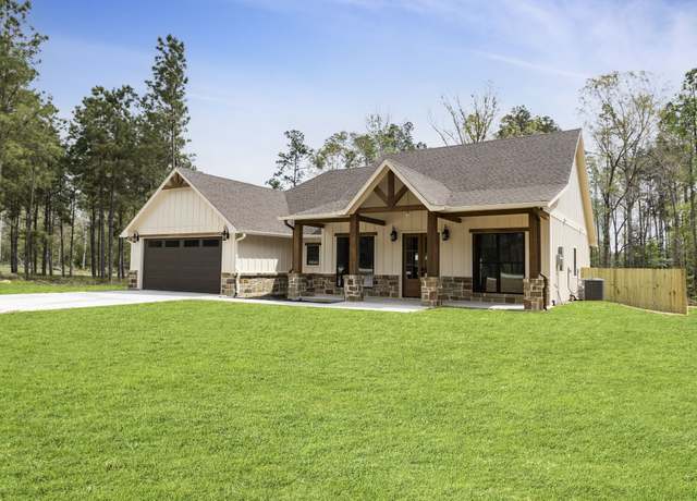 Property at 139 Bonfire Bnd, Livingston, TX 77351, 3 beds, 2 baths