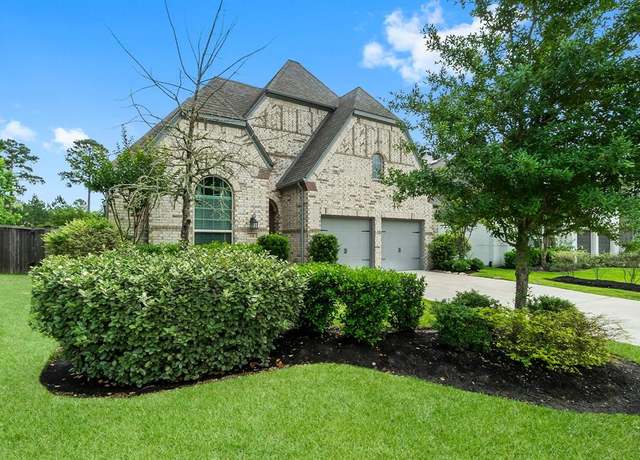 Property at 138 Mayfield Dr, Montgomery, TX 77316, 4 beds, 3 baths