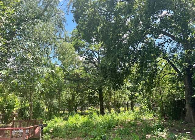 Property at 5121 Mackinaw St, Houston, TX 77053