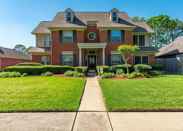 Property at 15931 Manor Square Dr, Clear Lake City, TX 77062, 4 beds, 2.5 baths