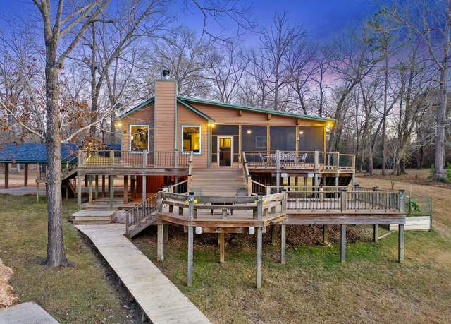 Property at 1222 Harts Creek Rd, Trinity, TX 75862, 3 beds, 2 baths