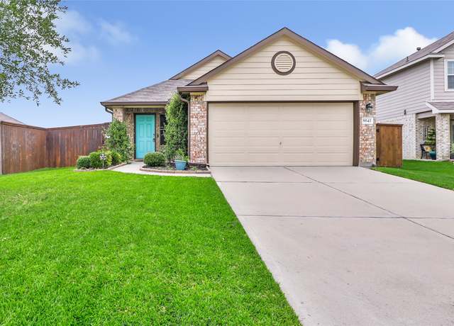 Property at 8643 River Crest Dr, Baytown, TX 77521, 3 beds, 2 baths