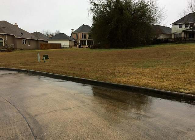 Property at 41 Bellingham Ct, Conroe, TX 77303