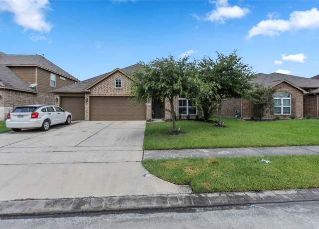 Property at 6431 Westward Wood Way, Humble, TX 77338, 4 beds, 2 baths