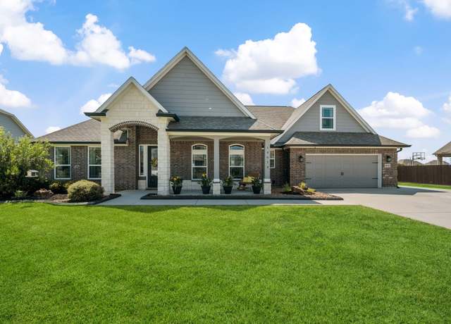 Property at 14614 Saratoga Ln, Mont Belvieu, TX 77523, 4 beds, 3 baths