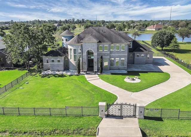 Property at 19715 Lake Stone Ct, Tomball, TX 77377, 5 beds, 5 baths