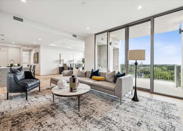 Property at 5656 San Felipe St #603, Houston, TX 77056, 2 beds, 3 baths