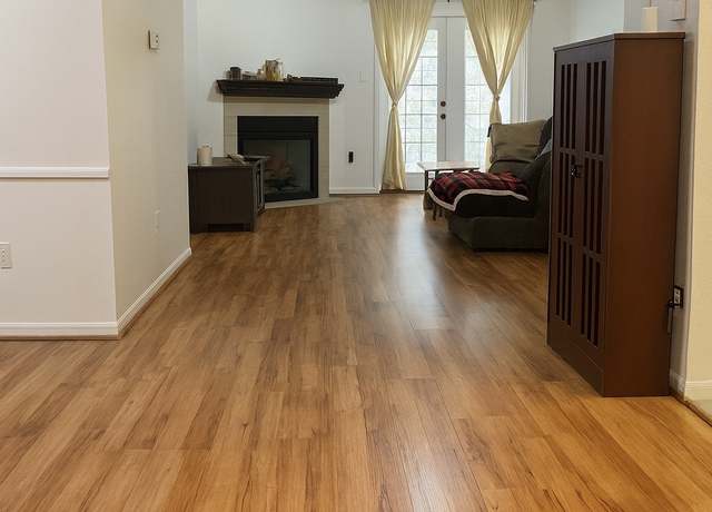 Property at 11201 Lynbrook Dr #3504, Houston, TX 77042, 2 beds, 2 baths