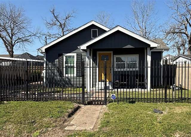 Property at 8110 Parnell St, Houston, TX 77051, 3 beds, 2 baths