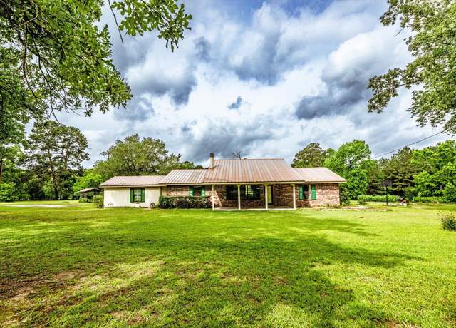 Property at 151 Parker Rd, New Waverly, TX 77358, 4 beds, 2 baths