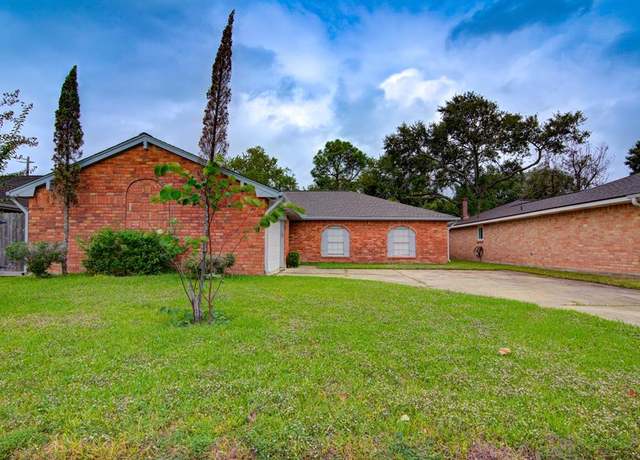 Property at 10007 Rustic Gate Rd, La Porte, TX 77571, 3 beds, 2 baths