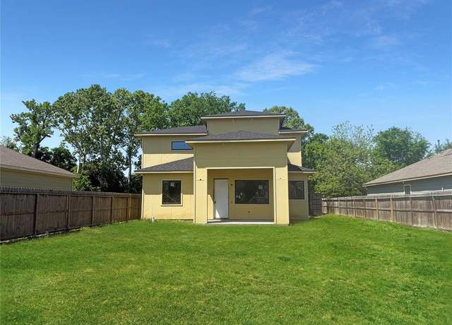 Property at 5405 Gold St, Houston, TX 77026, 4 beds, 3 baths
