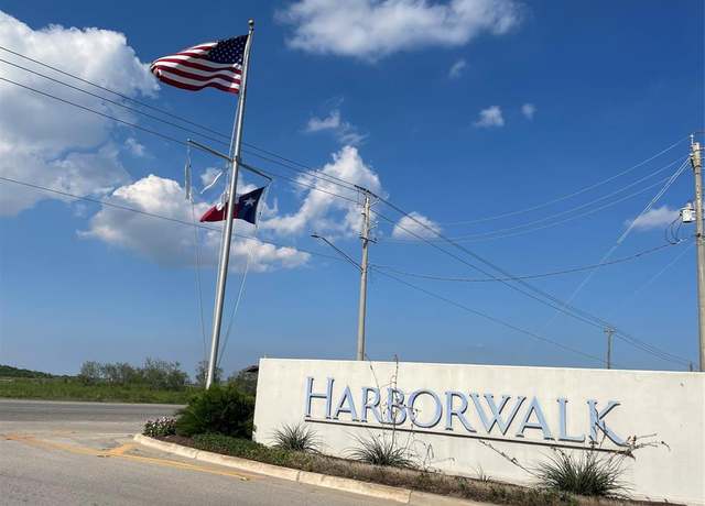 Property at 11 Saddlebunch, Hitchcock, TX 77563