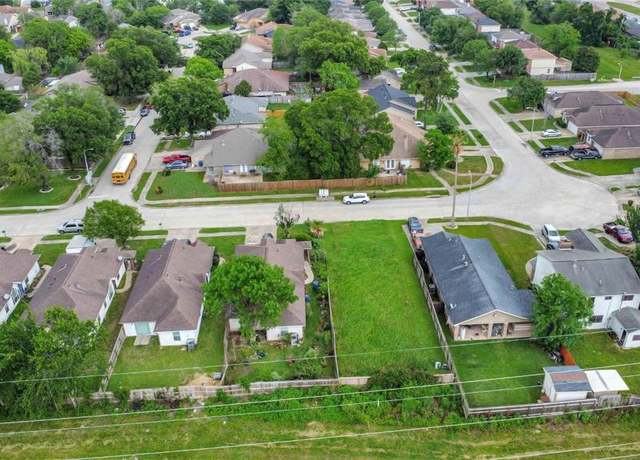 Property at 909 Pennygent Ln, Channelview, TX 77530
