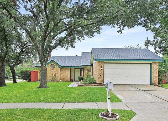 Property at 9803 Haverdown Dr, Houston, TX 77065, 3 beds, 2.5 baths