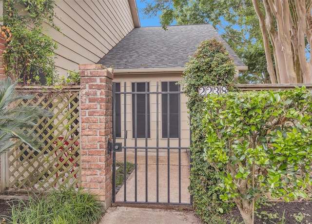 Property at 2238 Hickory Lawn Dr, Houston, TX 77077, 3 beds, 2.5 baths