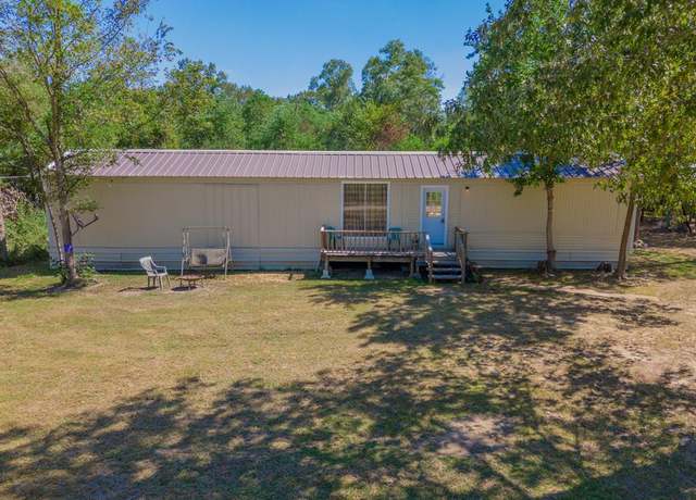 Property at 290 Wisteria Dr, Livingston, TX 77351, 2 beds, 2 baths