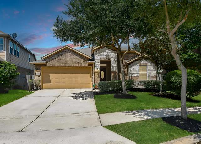 Property at 6323 Thornton Dr, Missouri City, TX 77459, 4 beds, 2 baths