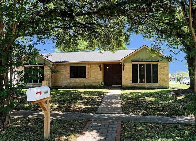 Property at 9611 Huntington Hill Dr, Houston, TX 77099, 3 beds, 2 baths