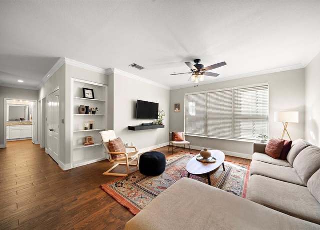 Property at 1711 Old Spanish Trl #114, Houston, TX 77054, 2 beds, 1 bath