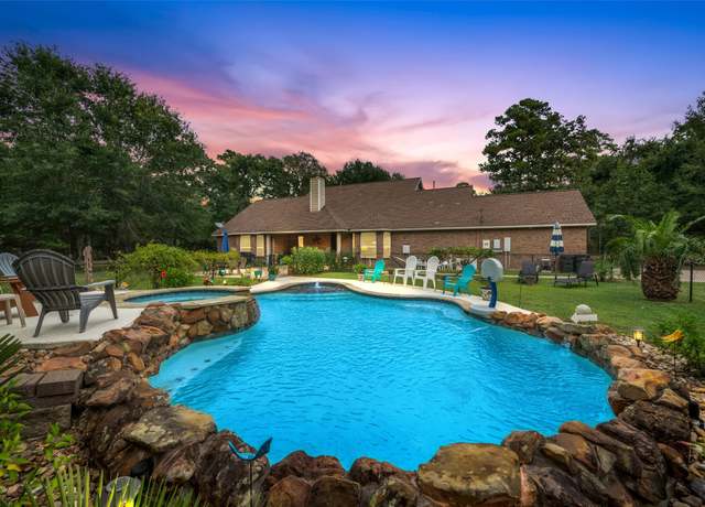 Property at 25467 Brooks Rd, Waller, TX 77484, 4 beds, 3 baths
