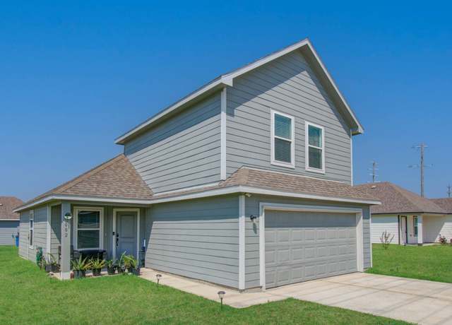 Property at 2002 Road 5500, Cleveland, TX 77327, 3 beds, 2.5 baths