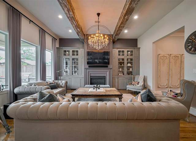 Property at 1906 Althea Dr, Houston, TX 77018, 4 beds, 3.5 baths