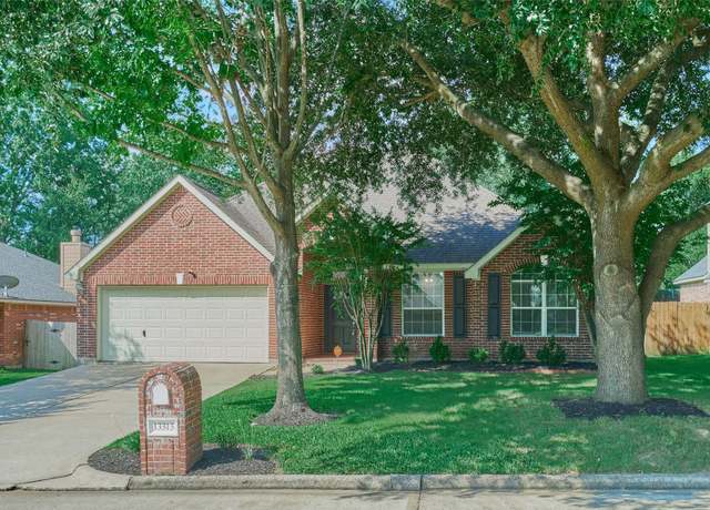 Property at 13313 Enchanted Way Dr, Montgomery, TX 77356, 3 beds, 2 baths