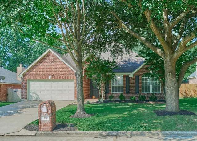 Property at 13313 Enchanted Way Dr, Montgomery, TX 77356, 3 beds, 2 baths