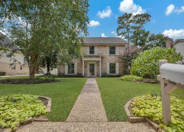 Property at 15227 Parkville Dr, Houston, TX 77068, 4 beds, 2.5 baths