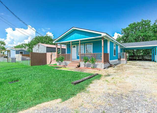 Property at 620 6th St, San Leon, TX 77539, 3 beds, 2 baths