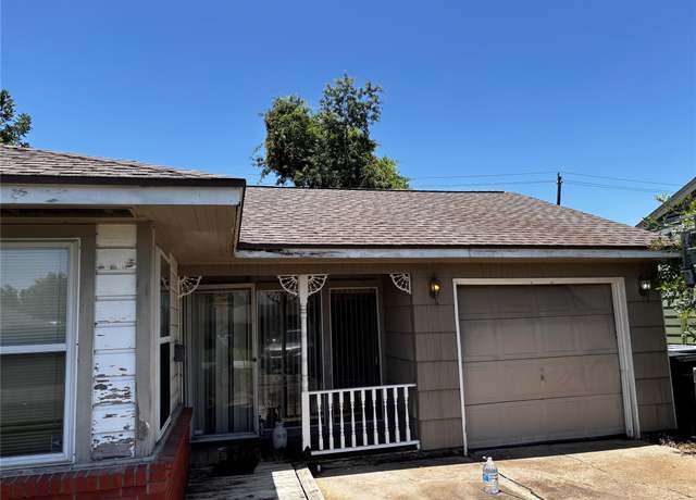 Property at 706 Redondo Dr, Houston, TX 77015, 3 beds, 1 bath