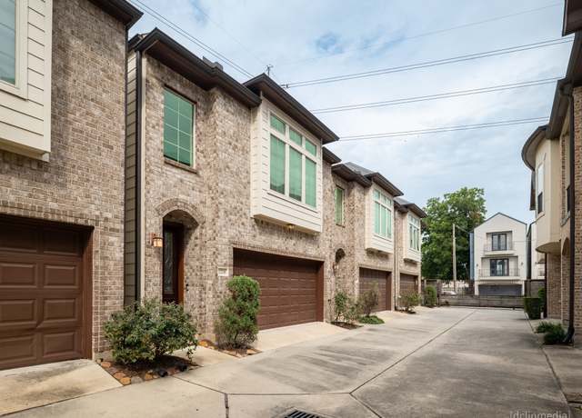 Property at 1208 Sampson St, Houston, TX 77003, 2 beds, 2.5 baths