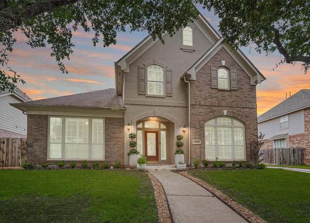 Property at 1942 Crisfield Dr, Sugar Land, TX 77479, 4 beds, 3.5 baths
