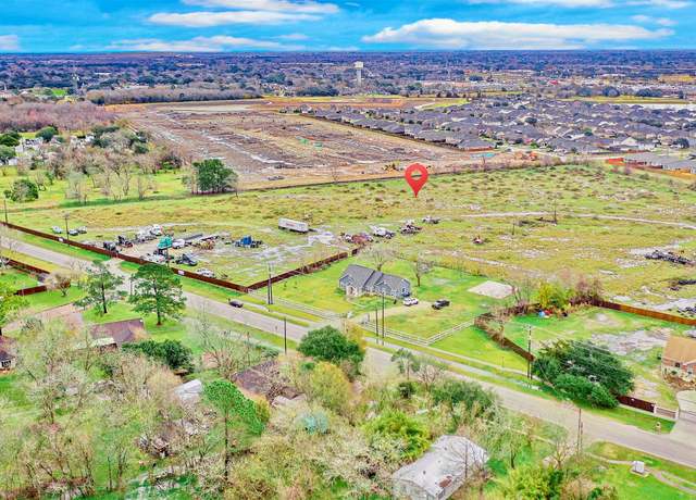Property at 1751 Rosharon Rd, Alvin, TX 77511