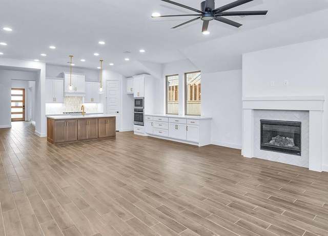 Property at 10723 Rattlebox Ct, Cypress, TX 77433, 4 beds, 3.5 baths
